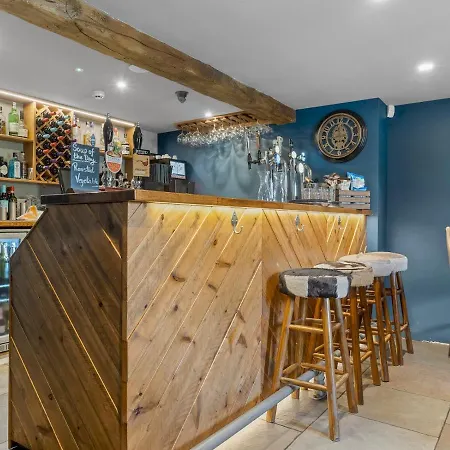 Appartamento 3 Bed Above Beautiful Country Pub - Pass The Keys Baycliff